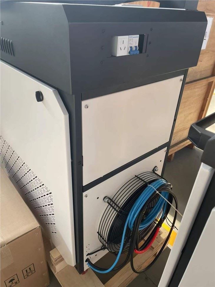 Promotional Fiber Laser Welding Machine Handheld Portable Raycus 1000W 1500W 2000W Laser Welder Wire Feeder For Metal Stainless Steel Carbon Steel Aluminum Brass